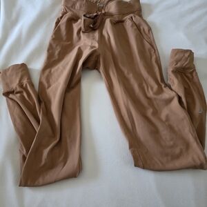 ZYIA Unwind Joggers